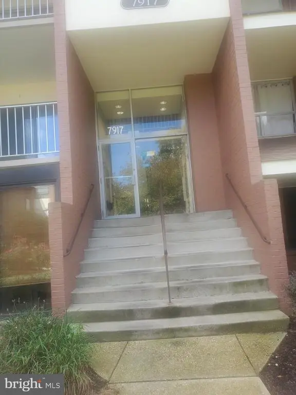 7917 Mandan Rd #102, GREENBELT