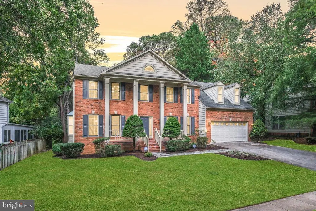 5606 Sugarbush Ln, North Bethesda