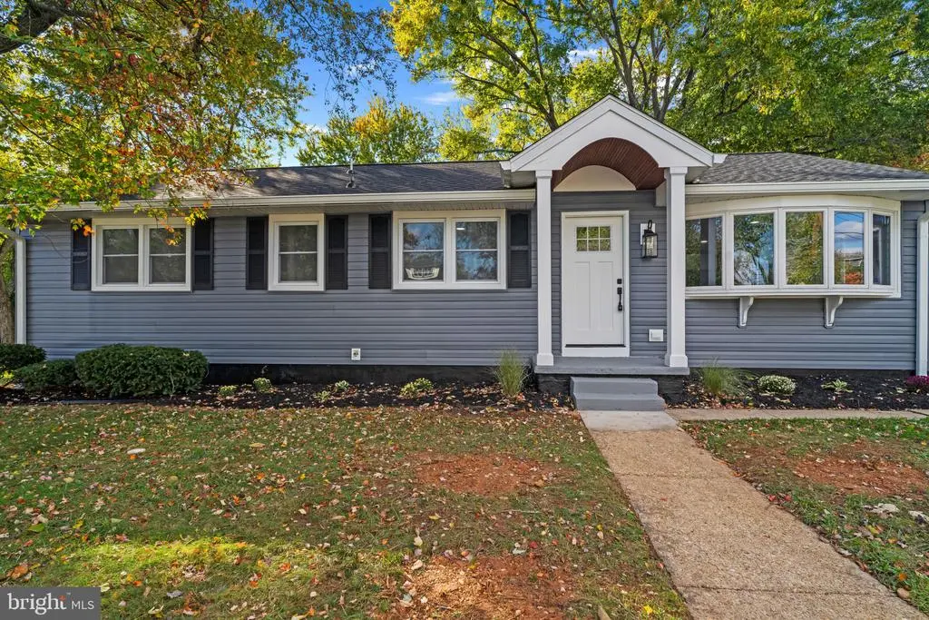 5742 1st Ave, Baltimore