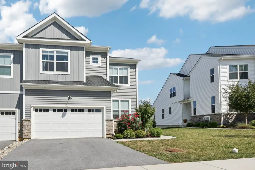 35 Ladbroke Dr, EXTON