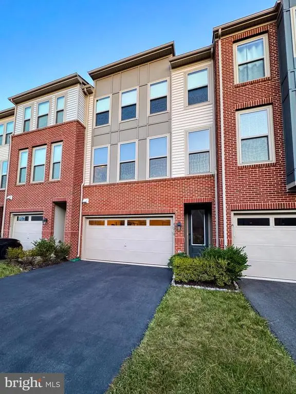 42410 Dogwood Glen Sq, STERLING