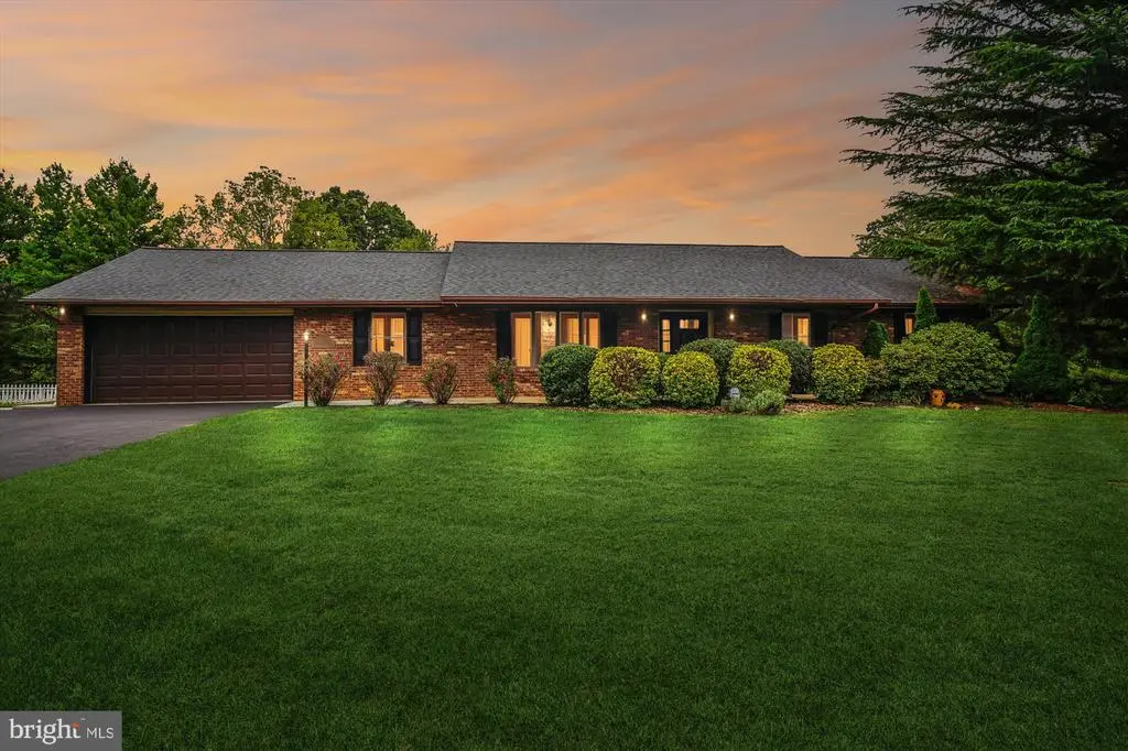 1709 Peppermint Ln, WESTMINSTER