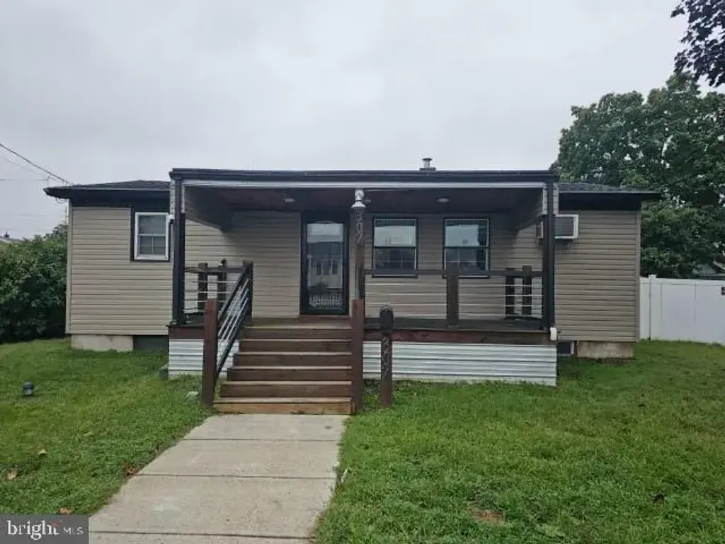 307 Western Ave, BRISTOL