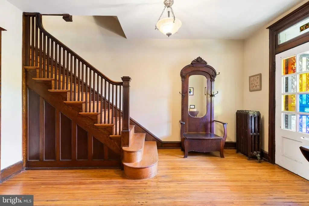 3650 Park Pl Nw, WASHINGTON