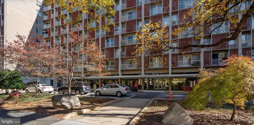 800 4th St Sw #n801, Washington