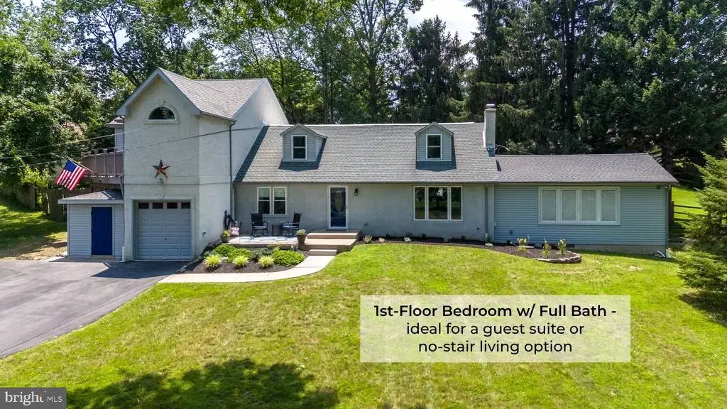 950 Manor Ln, SOUTHAMPTON