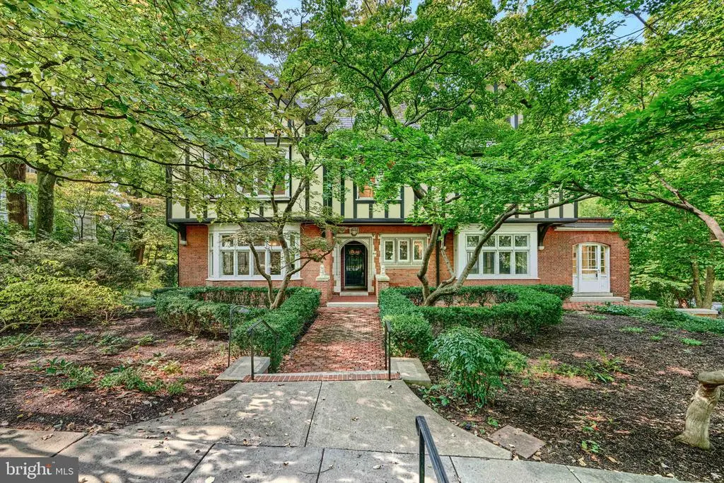 210 Ridgewood Rd, Baltimore