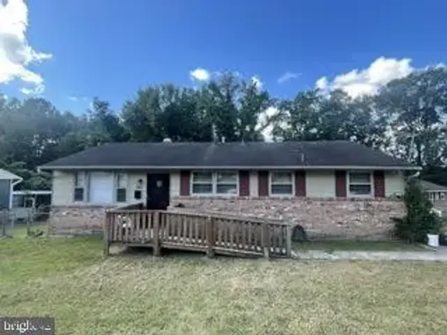 412 Roundtop Ave, Petersburg