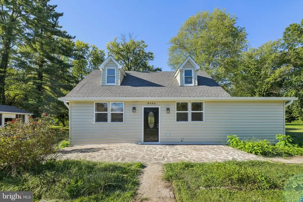 8444 Woodlawn St, ALEXANDRIA