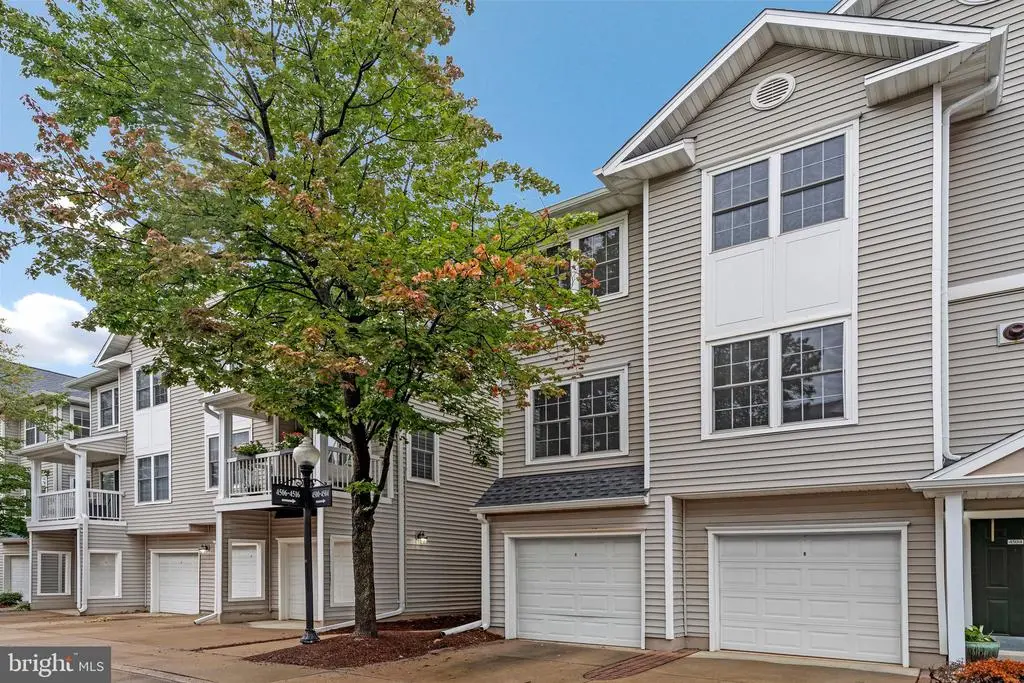 4506 Superior Sq #4506, FAIRFAX