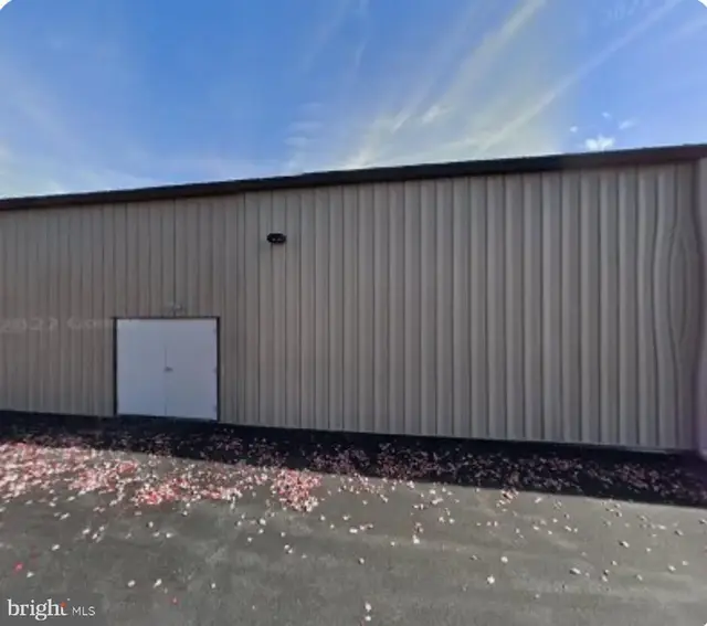 1606 Back Acre Cir, Mount Airy