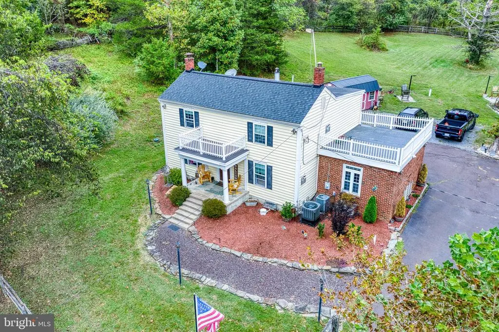 6847 Sperryville Pike, BOSTON