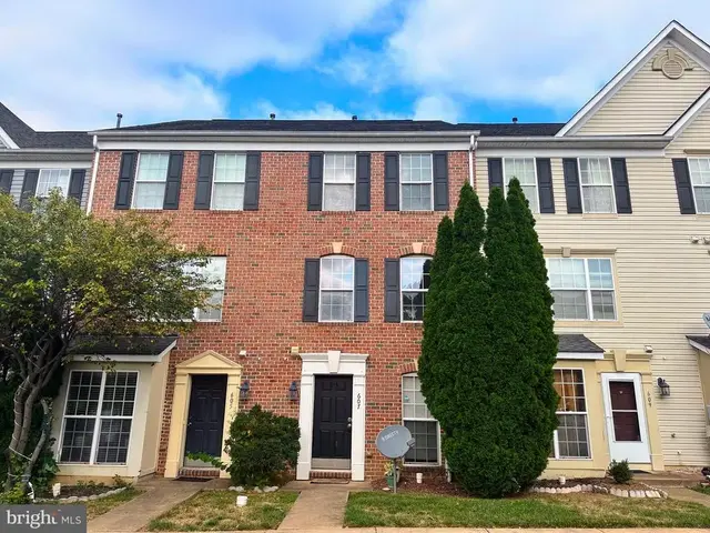 607 Cawley Dr, Frederick