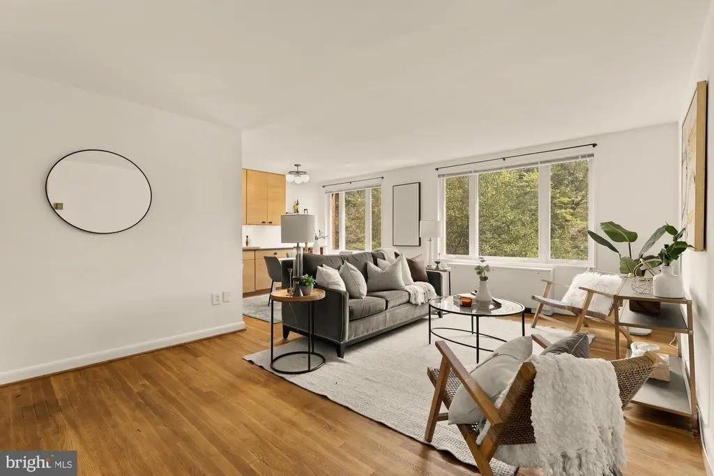 2400 41st St Nw #502, WASHINGTON