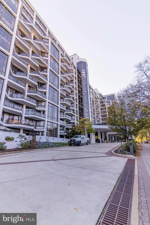 1530 Key Blvd #205, ARLINGTON