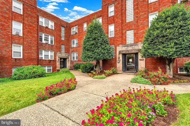 5200 N Capitol St Nw #204, Washington