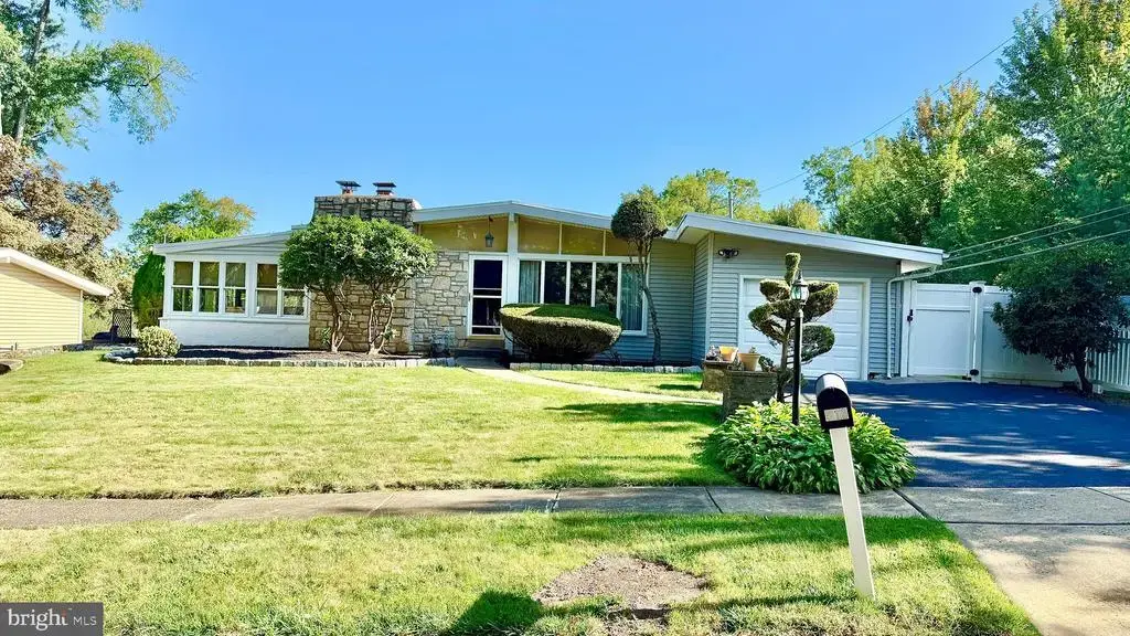 516 Bruce Rd, FEASTERVILLE TREVOSE
