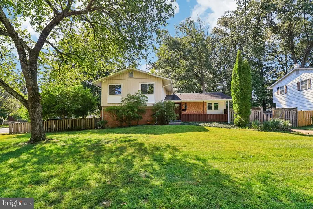 2638 Bowling Green Dr, Vienna