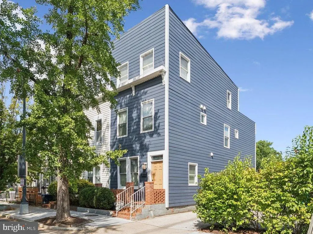 1528 Gales St Ne, WASHINGTON