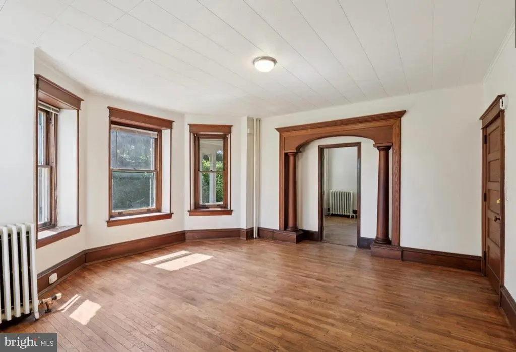 75 Nutt Rd, PHOENIXVILLE