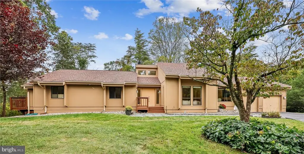 9728 Watts Branch Dr, ROCKVILLE