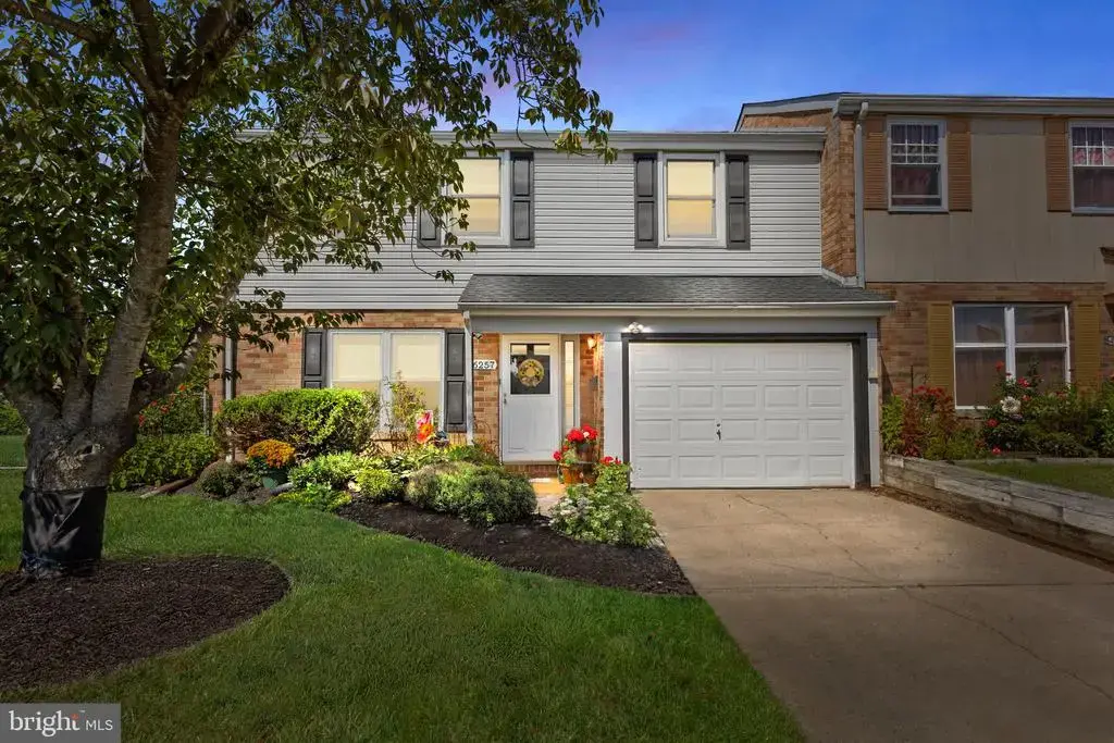6257 Nathan Hale Ct, BENSALEM