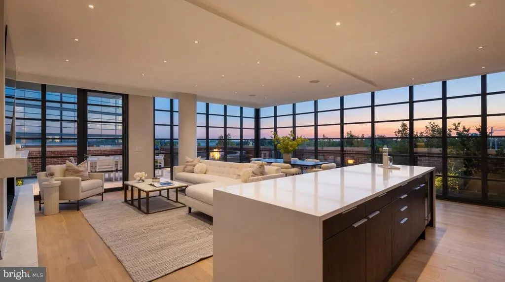 45 Sutton Sq Sw #306, WASHINGTON