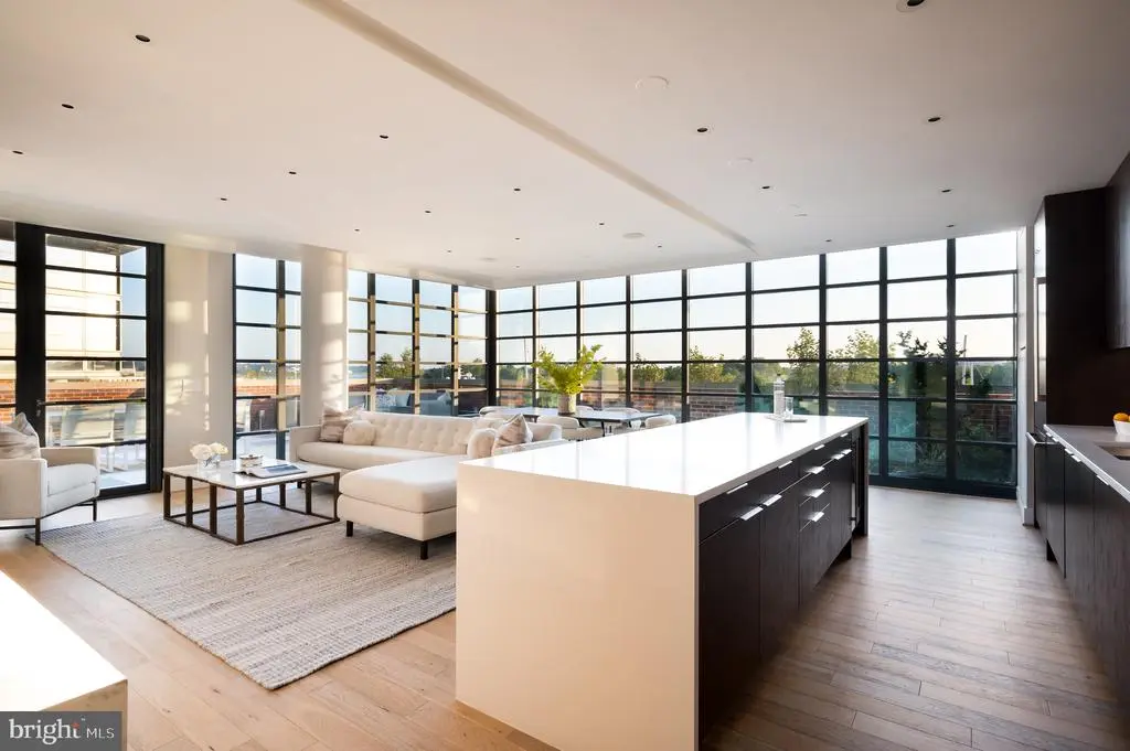 45 Sutton Sq Sw #306, WASHINGTON