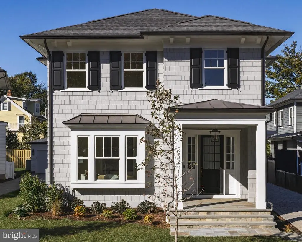 632 N Kenmore St, ARLINGTON