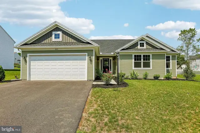 5877 Buchanan Dr, Mercersburg