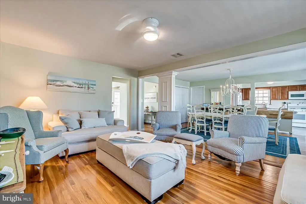 308 Cove Dr, MANTOLOKING