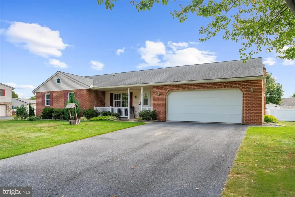 111 Oatfield Dr, DENVER