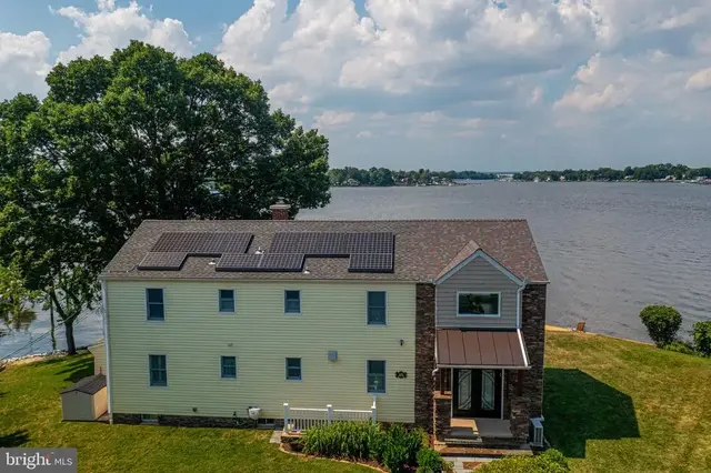 2334 Martin Dr, Baltimore