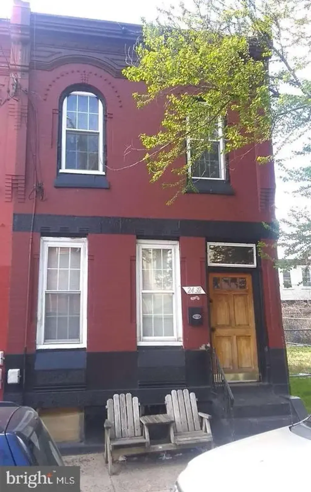 2432 N 17th St, PHILADELPHIA