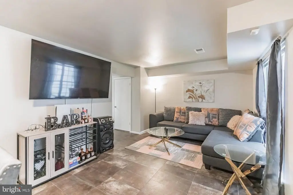 Photo of Listing #MDCH2047486