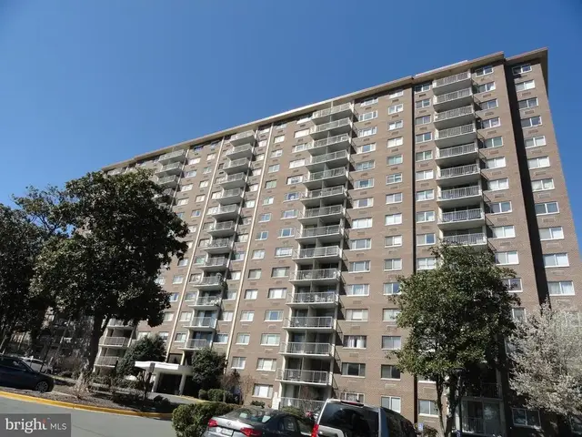 2059 Huntington Ave #908, Alexandria