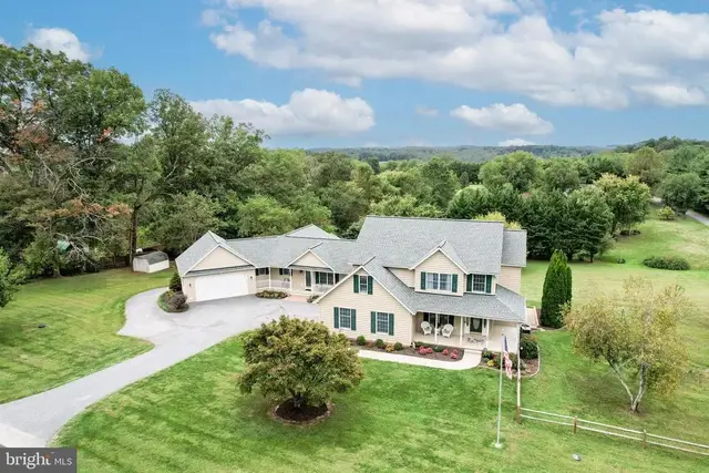 396 S Houcksville Rd, Hampstead