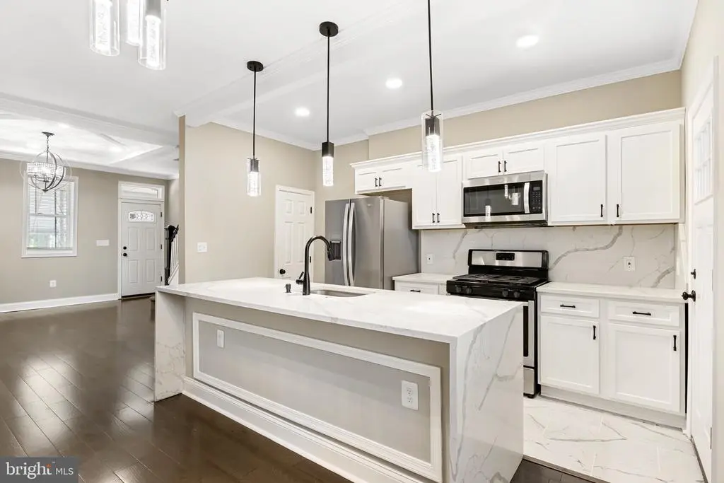 2233 Homewood Ave, BALTIMORE