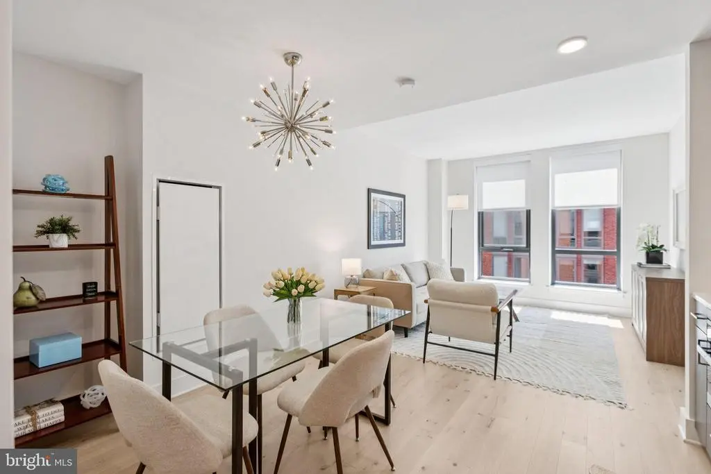 1211 Van St Se #1003, WASHINGTON