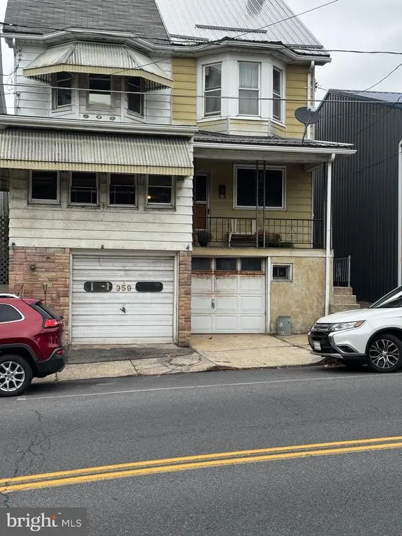 359 W Patterson St, LANSFORD