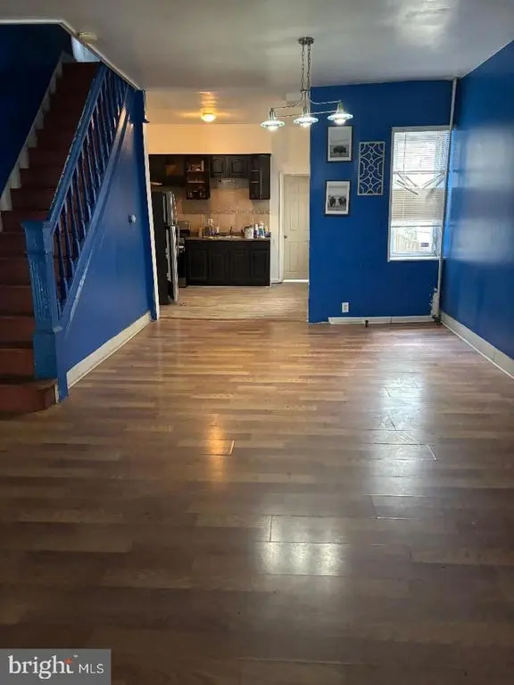 902 Maple Ter, Darby