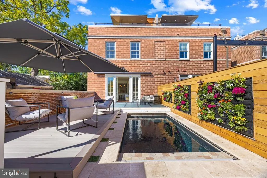 513 N Saint Asaph St, ALEXANDRIA