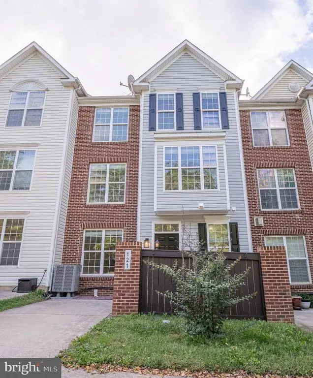 121 Whiskey Creek Cir, Frederick