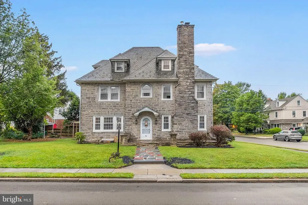 474 Kenwood Rd, DREXEL HILL