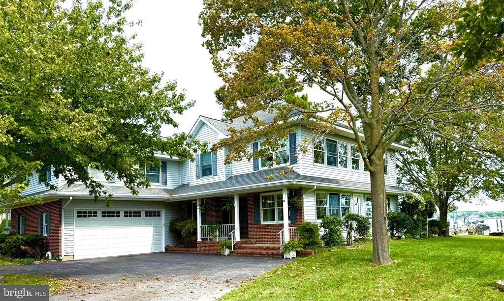 902 Long Point Rd, Grasonville