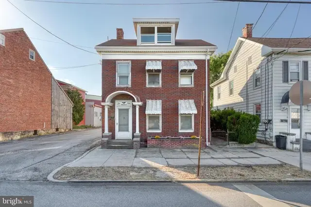504 Broadway, Hanover