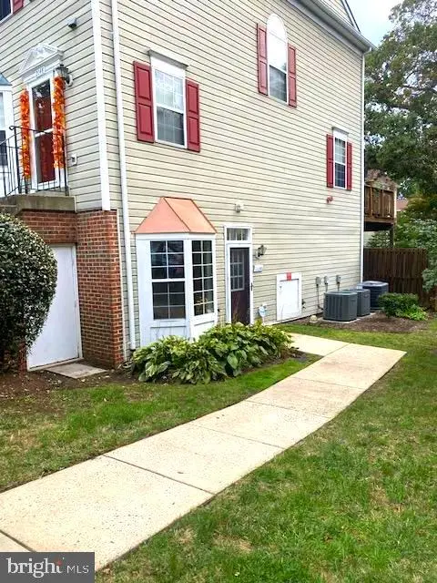 2050 Pawlet Dr #33c, Crofton