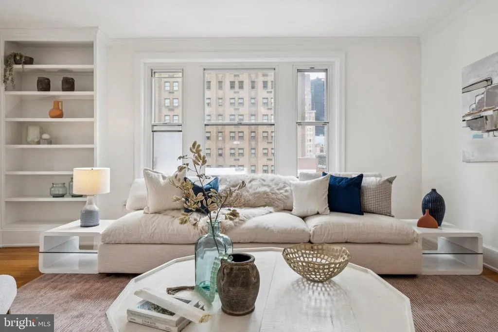 250 S 17th St #501, PHILADELPHIA