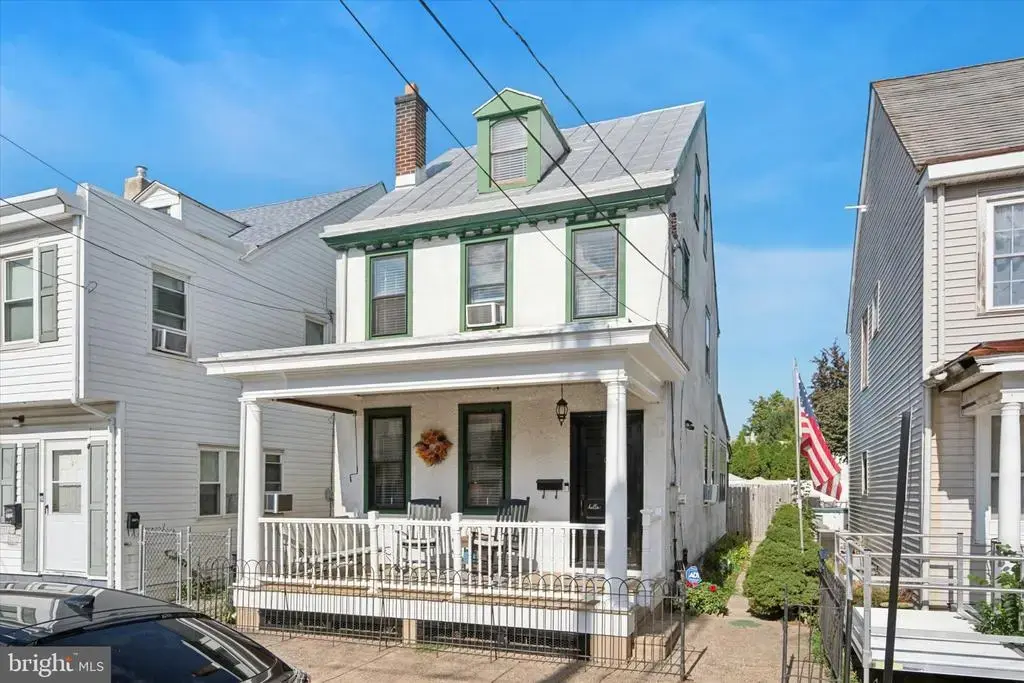 209 Dorrance St, BRISTOL