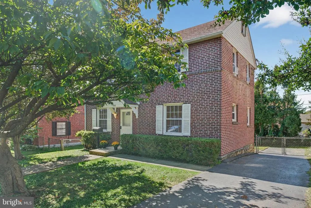 337 S Morris Ave, Crum Lynne